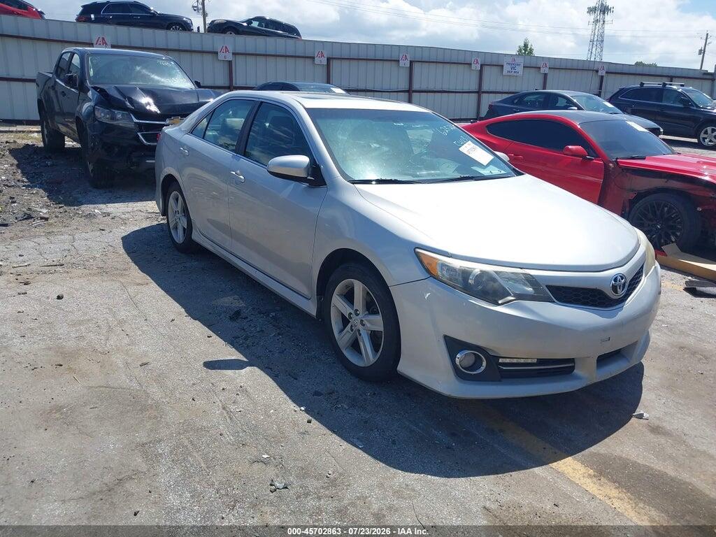 4T1BF1FK2EU805483 2014 TOYOTA CAMRY photo no. 1