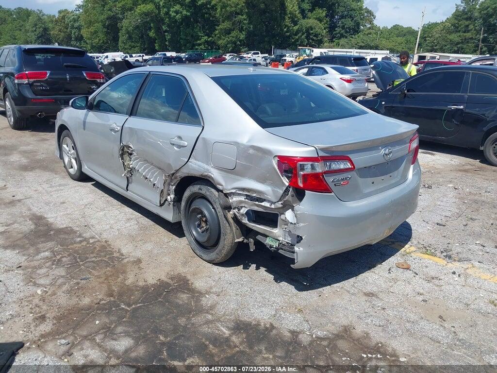 4T1BF1FK2EU805483 2014 TOYOTA CAMRY photo no. 3