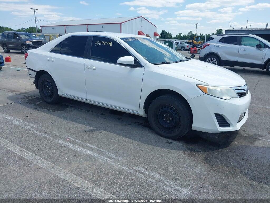 4T4BF1FK2ER433715 2014 TOYOTA CAMRY photo no. 1