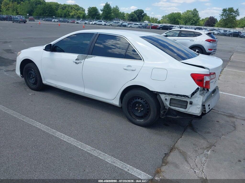 4T4BF1FK2ER433715 2014 TOYOTA CAMRY photo no. 3