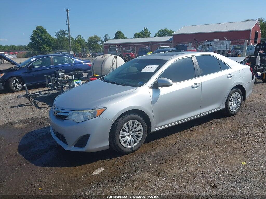 4T1BF1FK5EU812380 2014 TOYOTA CAMRY photo no. 2