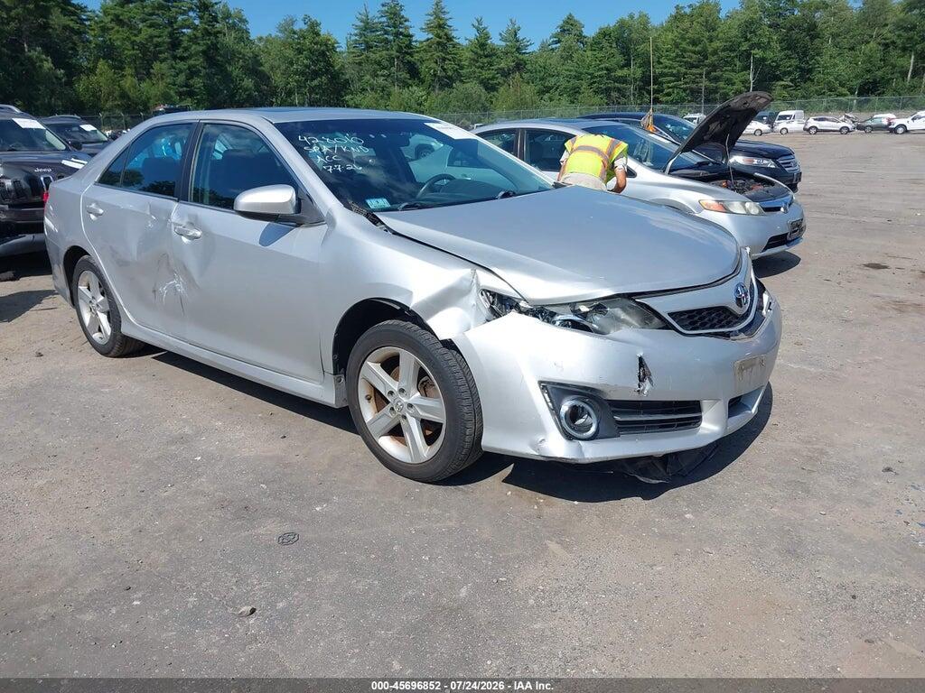 4T1BF1FK8EU367472 2014 TOYOTA CAMRY photo no. 1