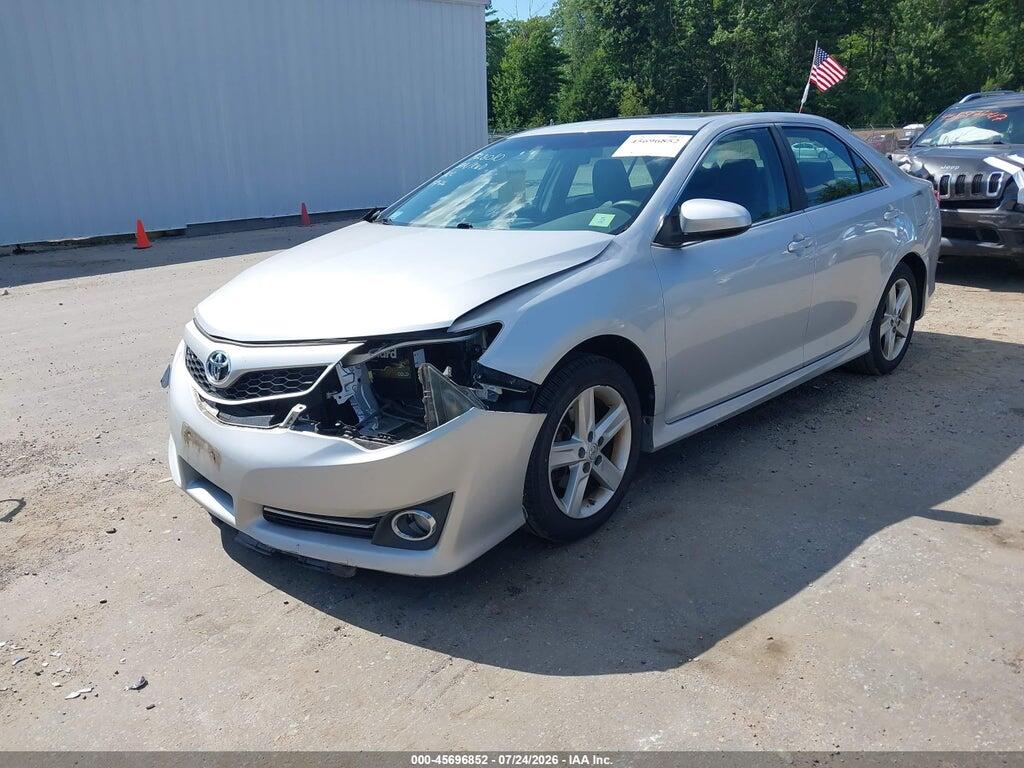 4T1BF1FK8EU367472 2014 TOYOTA CAMRY photo no. 2