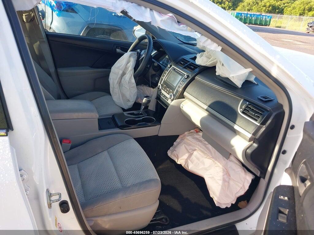 4T4BF1FK4ER441430 2014 TOYOTA CAMRY photo no. 5