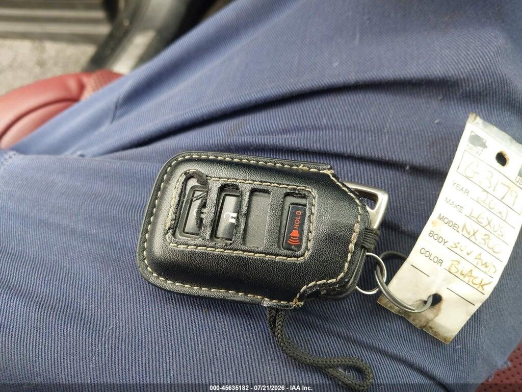 JTJDARDZ0M2236599 2021 LEXUS NX 300 photo no. 11