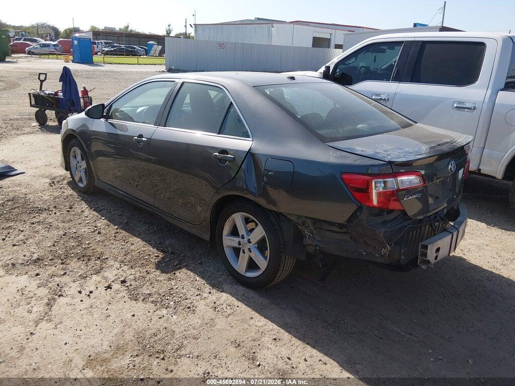 4T1BF1FK0EU848378 2014 TOYOTA CAMRY photo no. 3