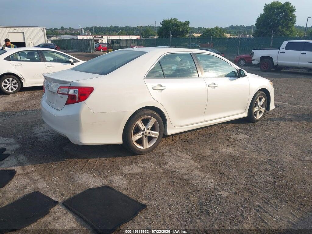 4T1BF1FK5EU418877 2014 TOYOTA CAMRY photo no. 4