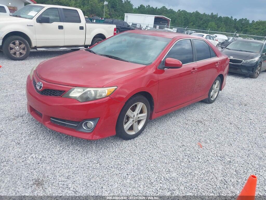 4T1BF1FK8EU729476 2014 TOYOTA CAMRY photo no. 2