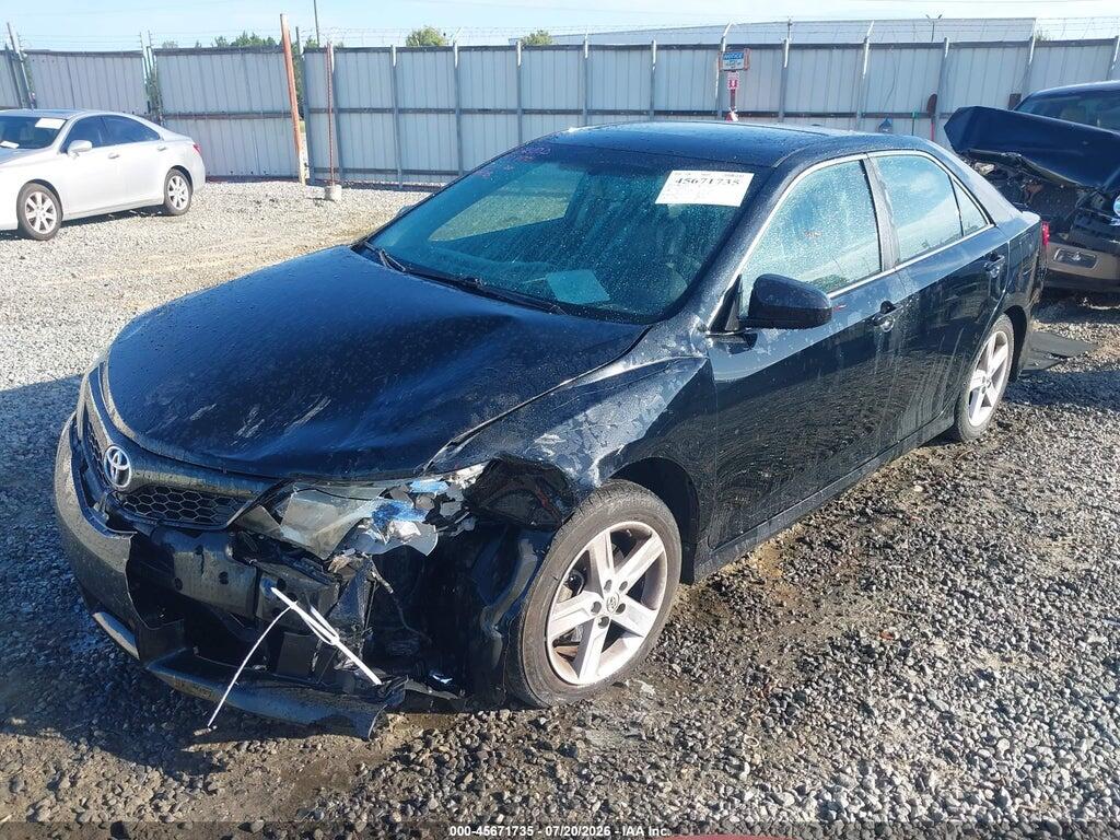 4T1BF1FK0EU846727 2014 TOYOTA CAMRY photo no. 2