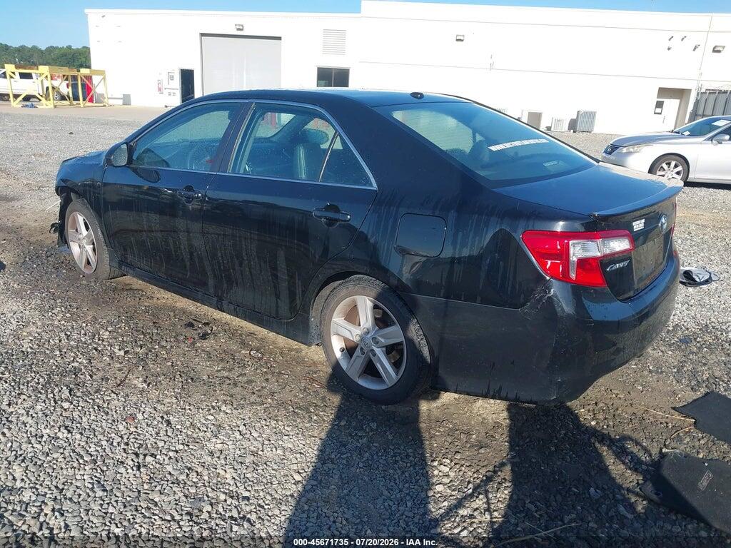 4T1BF1FK0EU846727 2014 TOYOTA CAMRY photo no. 3