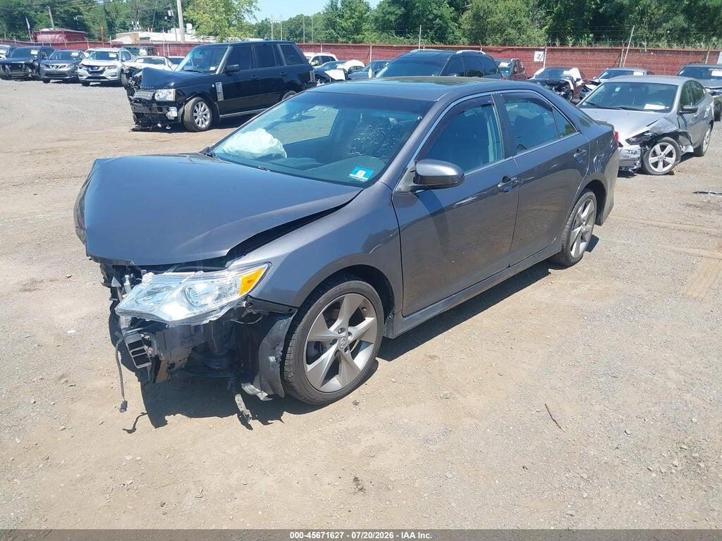 4T1BF1FK8EU759013 2014 TOYOTA CAMRY photo no. 2