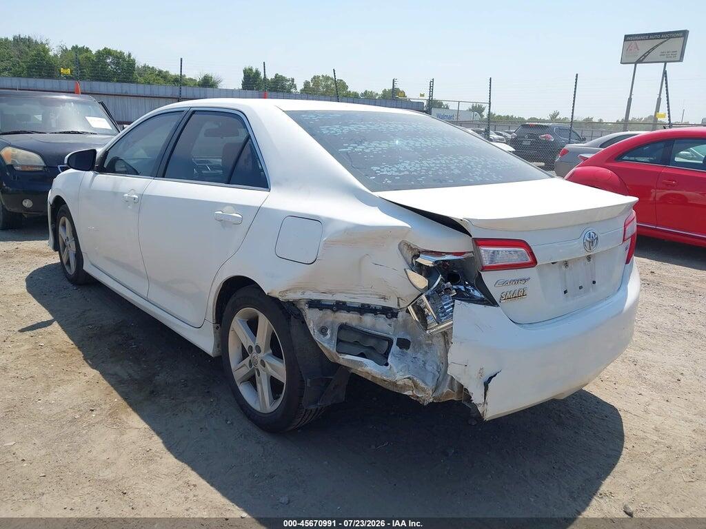 4T1BF1FK8EU799320 2014 TOYOTA CAMRY photo no. 3