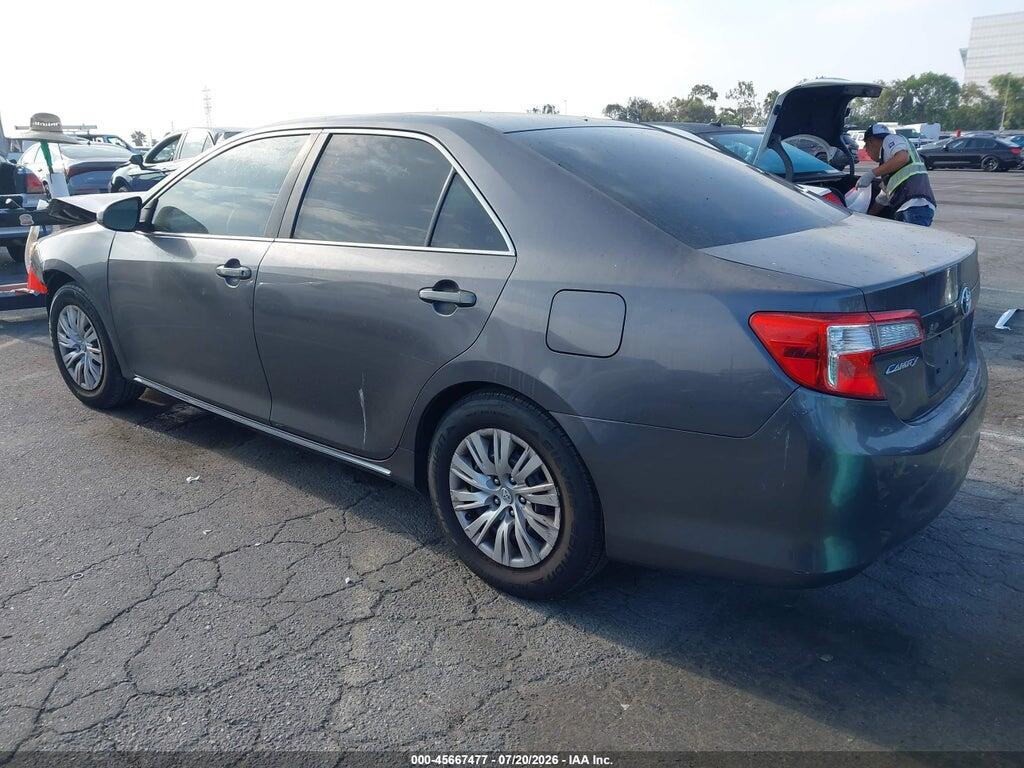 4T4BF1FK1ER414458 2014 TOYOTA CAMRY photo no. 3