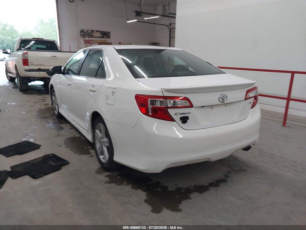 4T1BF1FK3EU440134 2014 TOYOTA CAMRY photo no. 3
