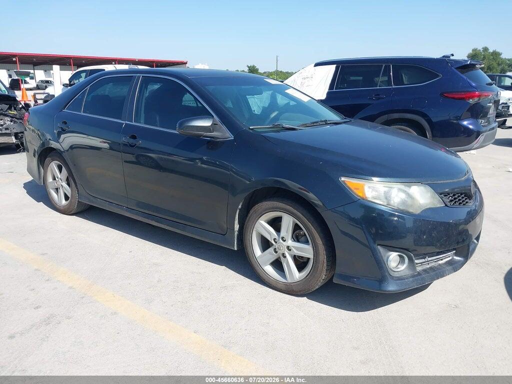 4T1BF1FK2EU782853 2014 TOYOTA CAMRY photo no. 1