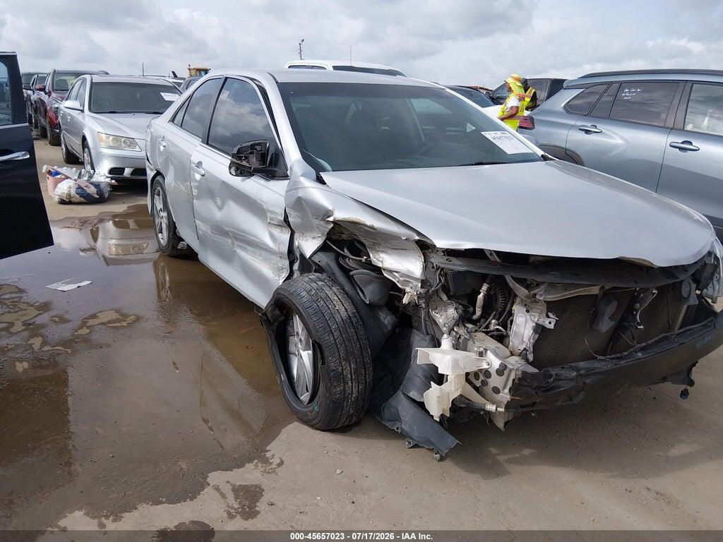 4T1BF1FK0EU348866 2014 TOYOTA CAMRY photo no. 1