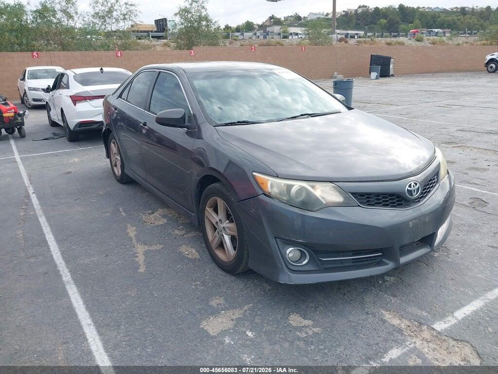 4T1BF1FKXEU417840 2014 TOYOTA CAMRY photo no. 1