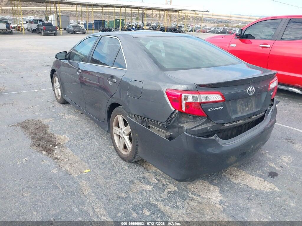 4T1BF1FKXEU417840 2014 TOYOTA CAMRY photo no. 3