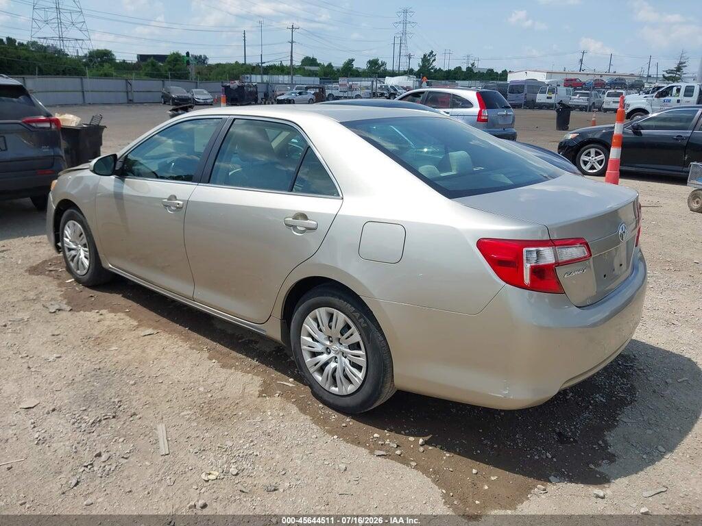 4T4BF1FK1ER440333 2014 TOYOTA CAMRY photo no. 3