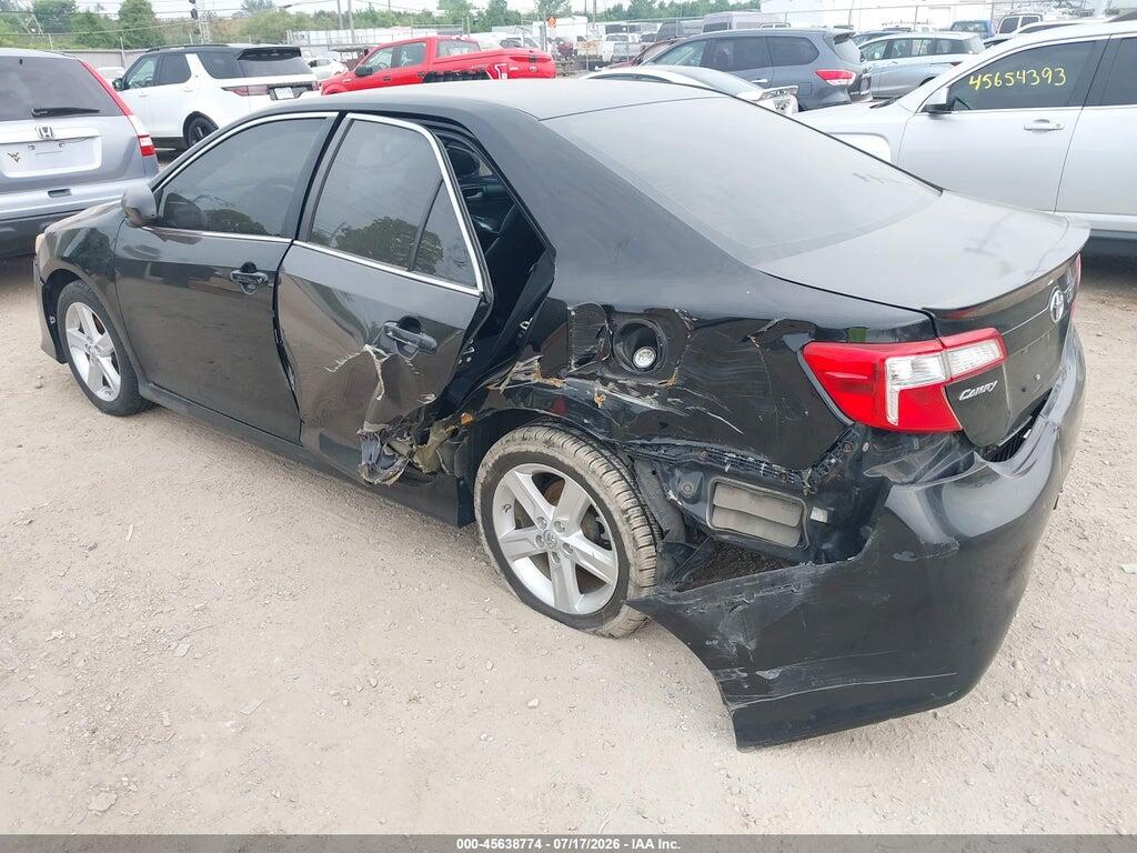 4T1BF1FK8EU331233 2014 TOYOTA CAMRY photo no. 3