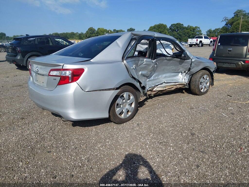 4T1BF1FK2EU832408 2014 TOYOTA CAMRY photo no. 4
