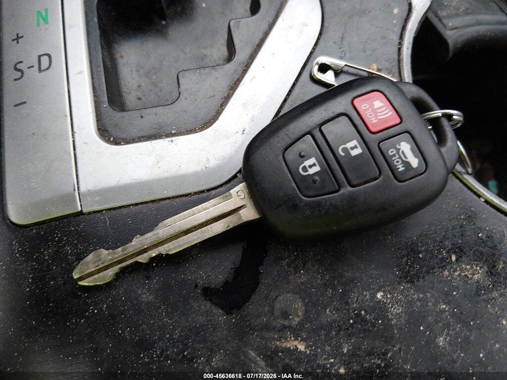 4T4BF1FK0ER364409 2014 TOYOTA CAMRY photo no. 11
