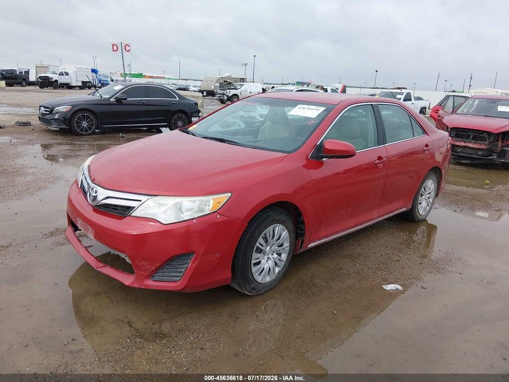 4T4BF1FK0ER364409 2014 TOYOTA CAMRY photo no. 2