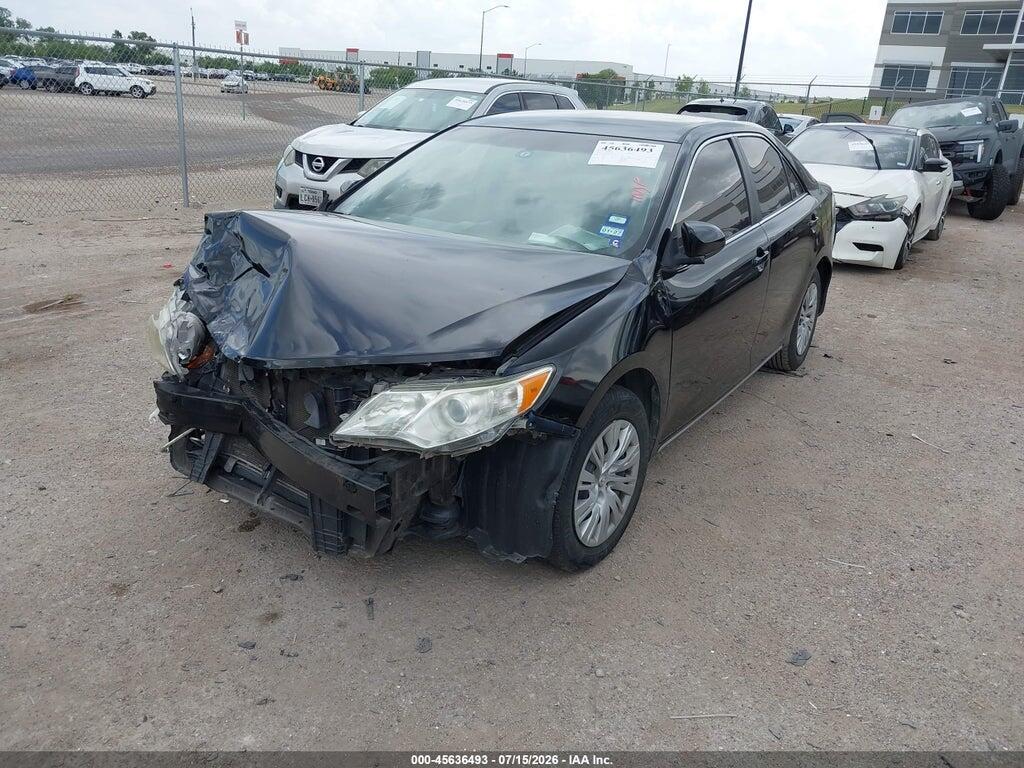 4T1BF1FK4EU352418 2014 TOYOTA CAMRY photo no. 2