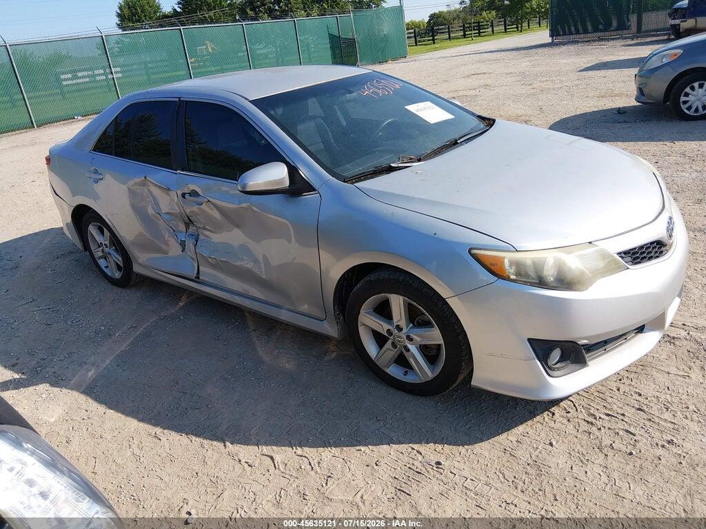 4T1BF1FK0EU316774 2014 TOYOTA CAMRY photo no. 1