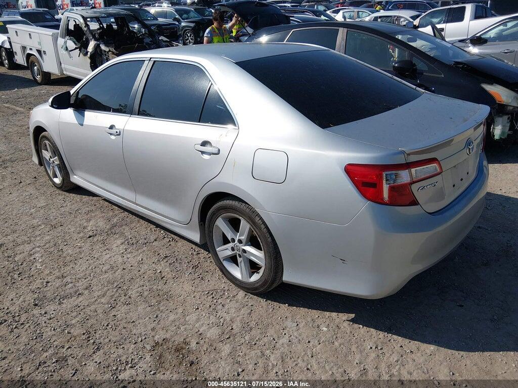 4T1BF1FK0EU316774 2014 TOYOTA CAMRY photo no. 3