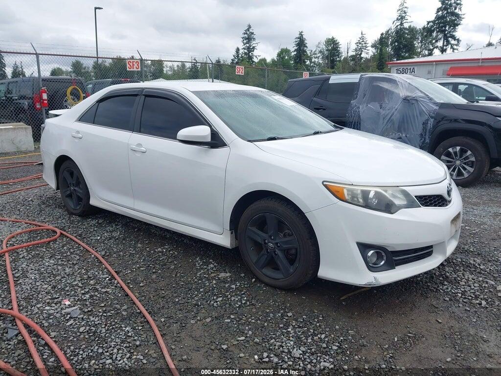 4T1BF1FK3EU401544 2014 TOYOTA CAMRY photo no. 1