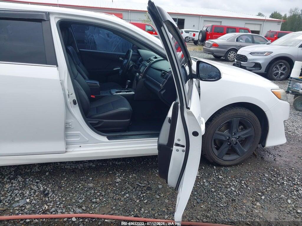 4T1BF1FK3EU401544 2014 TOYOTA CAMRY photo no. 5