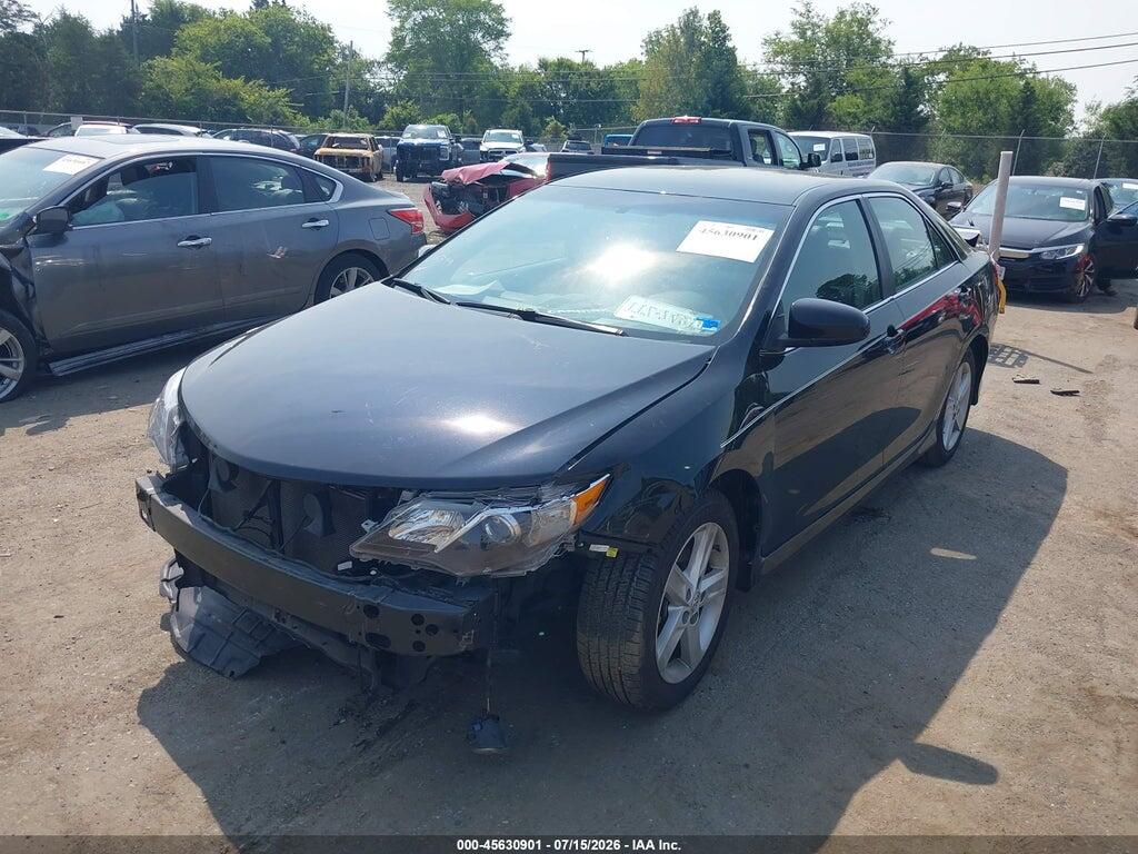 4T1BF1FK8EU446897 2014 TOYOTA CAMRY photo no. 2