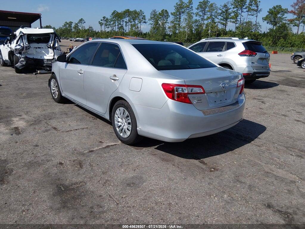 4T1BF1FK3EU385037 2014 TOYOTA CAMRY photo no. 3
