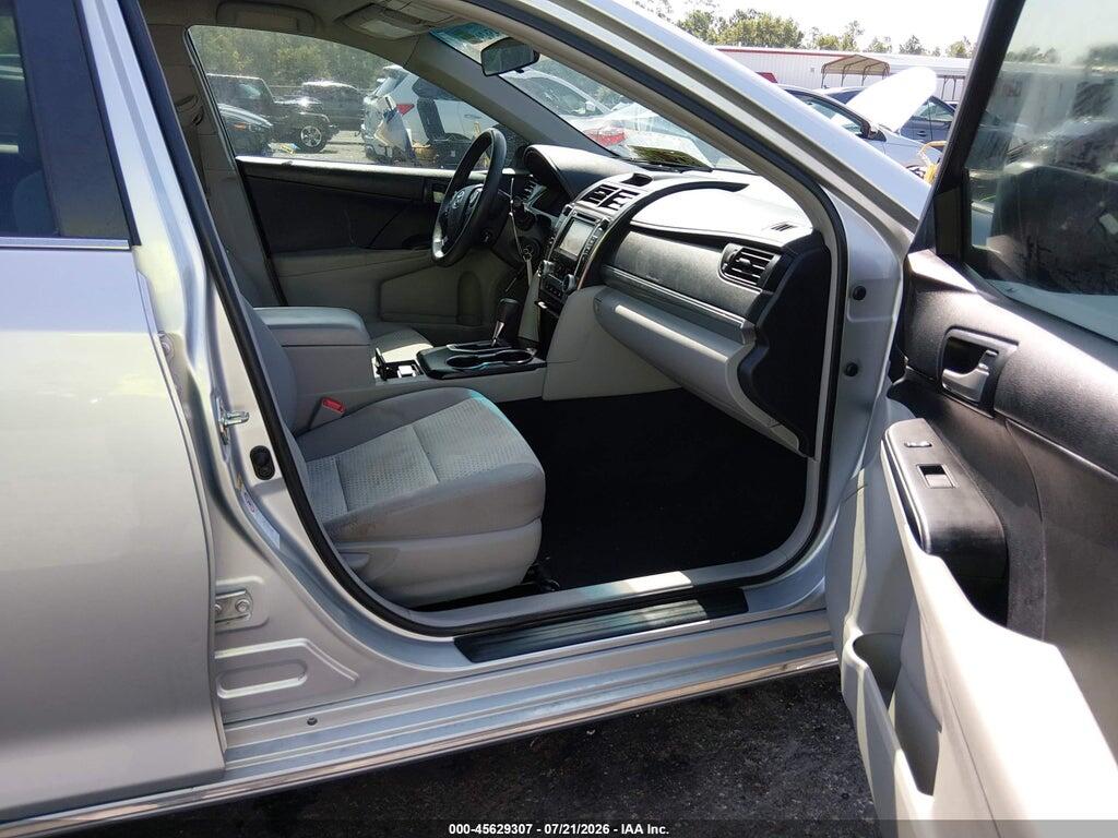 4T1BF1FK3EU385037 2014 TOYOTA CAMRY photo no. 5