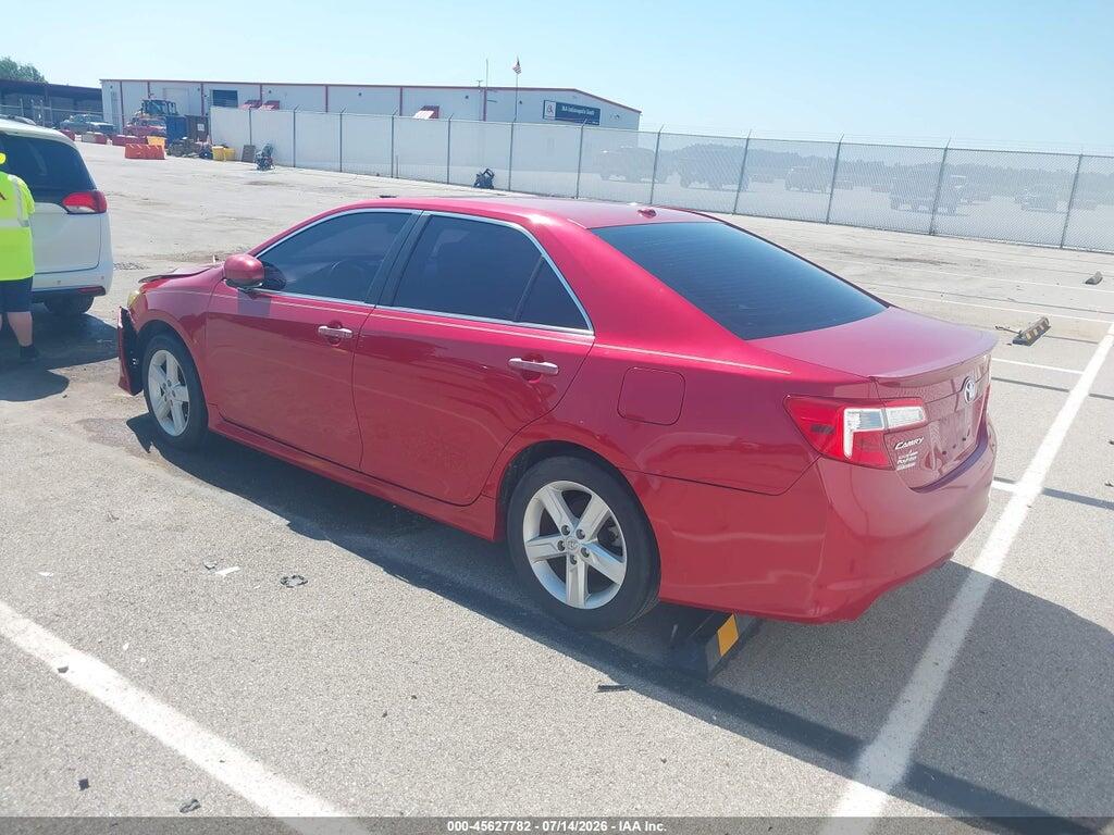 4T1BF1FK1EU756647 2014 TOYOTA CAMRY photo no. 3