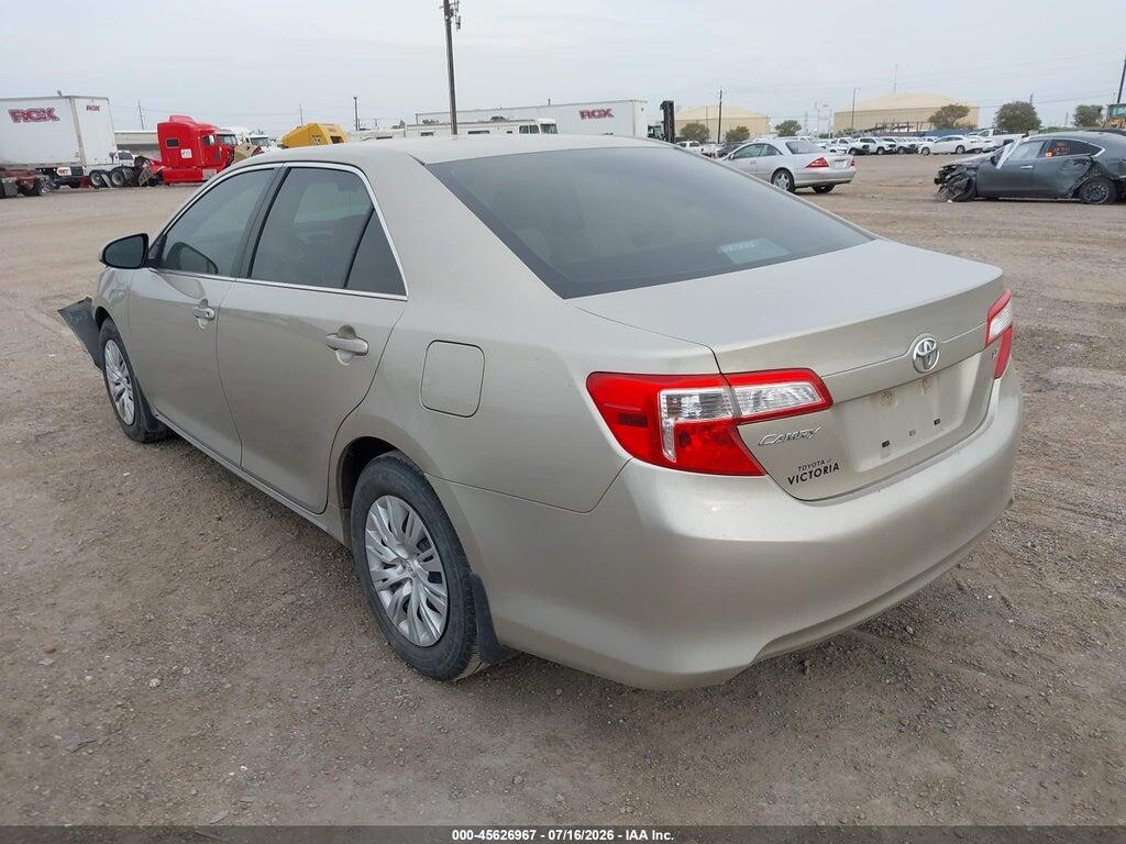 4T4BF1FK3ER351217 2014 TOYOTA CAMRY photo no. 3