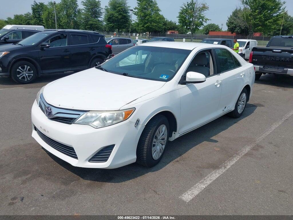 4T4BF1FK7ER380641 2014 TOYOTA CAMRY photo no. 2