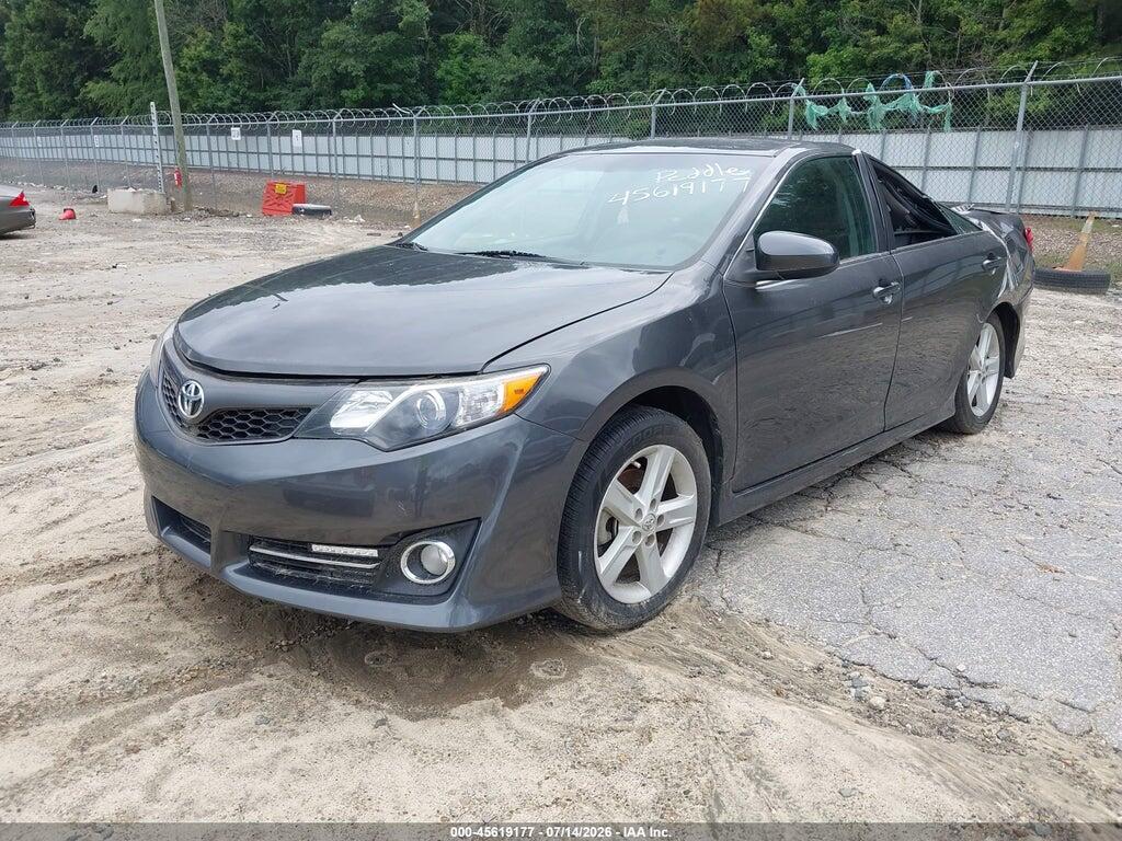 4T1BF1FKXEU348051 2014 TOYOTA CAMRY photo no. 2