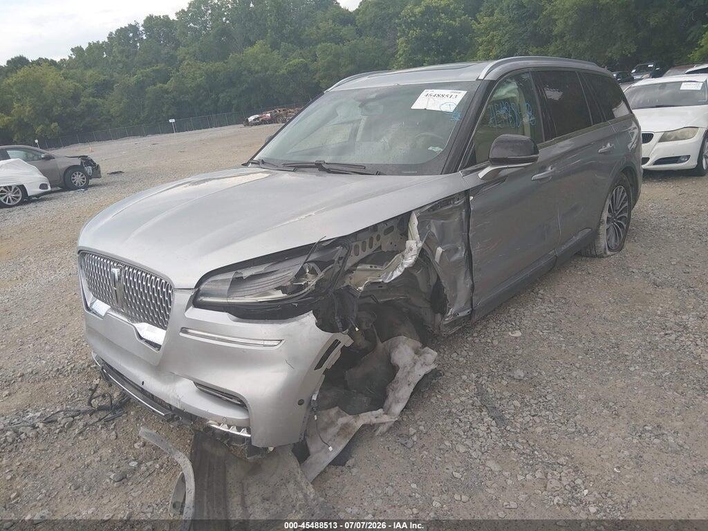 5LM5J7XC2MGL14699 2021 LINCOLN AVIATOR photo no. 2