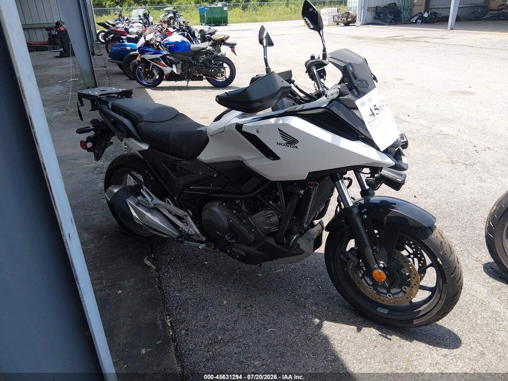 JH2RH2316SK000325 2025 HONDA NC750 photo no. 12