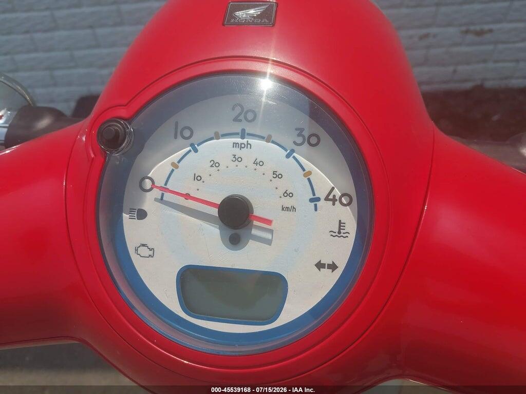 JH2AF7713SK800560 2025 HONDA NCW50 photo no. 7