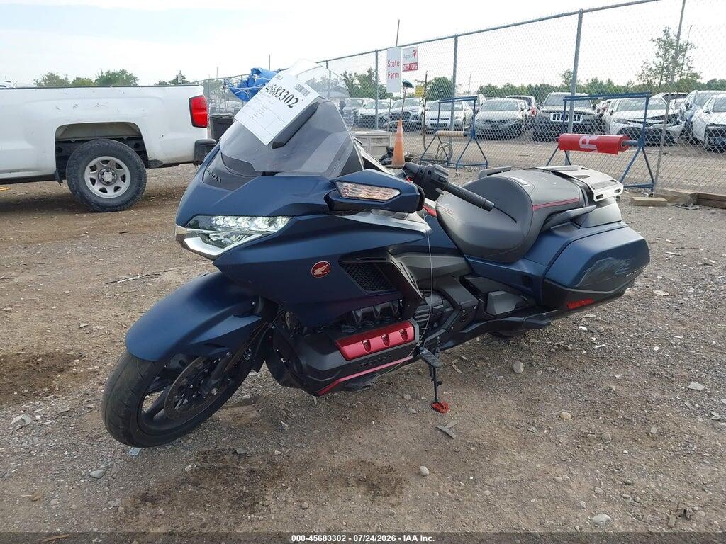 JH2SC7946NK400811 2022 HONDA GL1800 photo no. 2