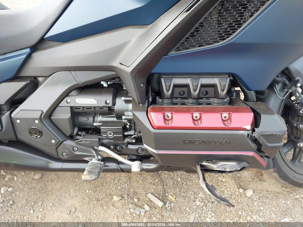 JH2SC7946NK400811 2022 HONDA GL1800 photo no. 8