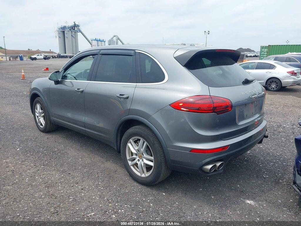 WP1AB2A29HLA50205 2017 PORSCHE CAYENNE photo no. 3