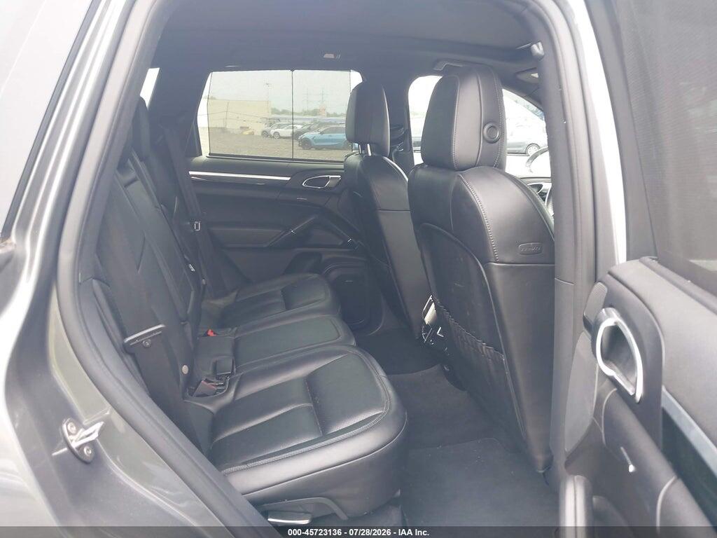 WP1AB2A29HLA50205 2017 PORSCHE CAYENNE photo no. 8