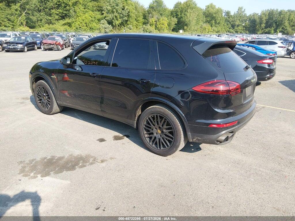 WP1AE2A20HLA70866 2017 PORSCHE CAYENNE E-HYBRID photo no. 3