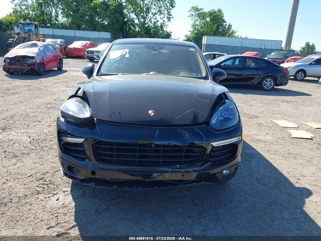 WP1AA2A26HKA84031 2017 PORSCHE CAYENNE photo no. 12