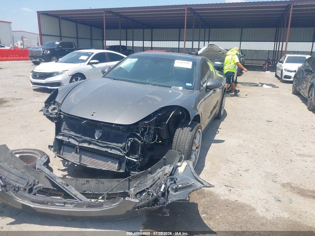WP0AA2A72HL102404 2017 PORSCHE PANAMERA photo no. 2