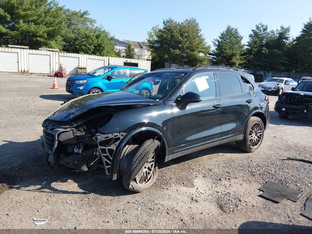 WP1AA2A29HKA92298 2017 PORSCHE CAYENNE photo no. 2